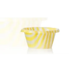Yomix-Eisbecher mit farbigen Streifen