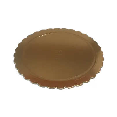Gold cake board with scalloped wavy edge, assorted sizes