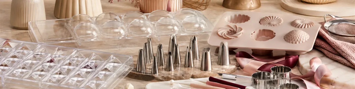 Cake Decorating Clearance: Up to 50% Off | Shop Online